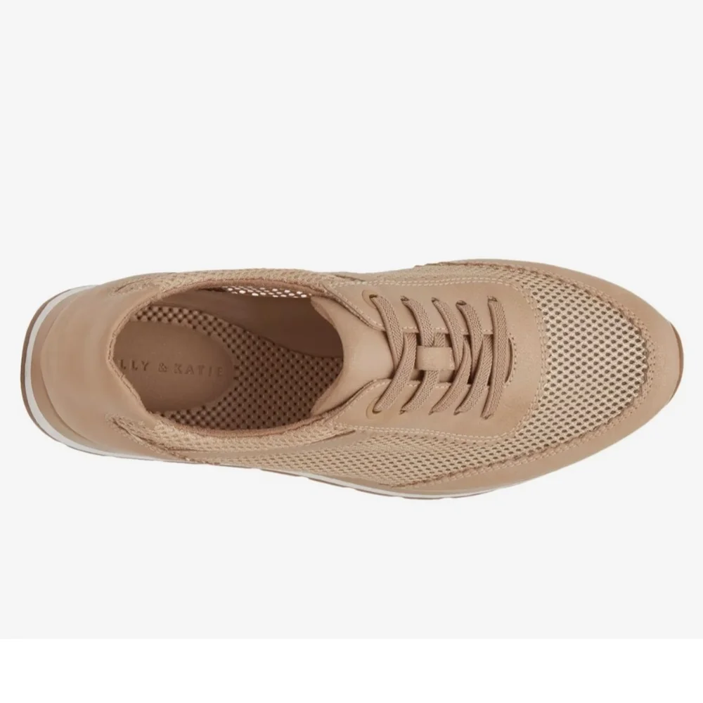Kelly & Katie Beige Sneakers